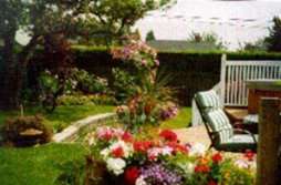 Henley House Bed and Breakfast Garden