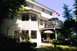 Welcome to Capilano Bed & Breakfast