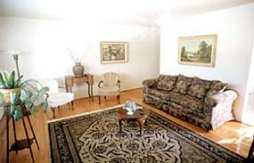 A Place at Penny's - Spacious Oak Floored rooms