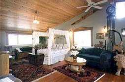 Johnson Heritage House B&B - One of our guestrooms